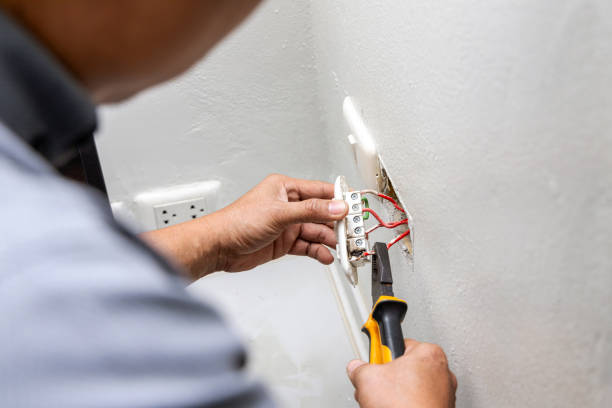 Best Electrical Contractors for Businesses  in Madera, CA